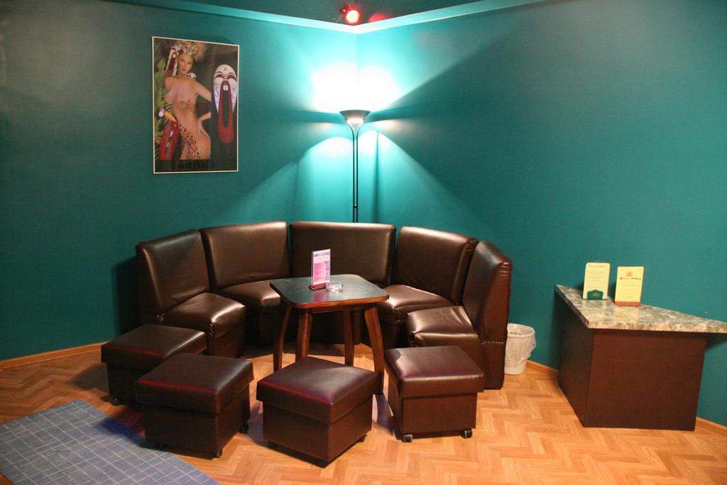 Vaivorykste Hotel Siauliai  Bagian luar foto