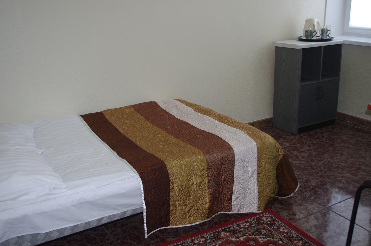 Vaivorykste Hotel Siauliai  Bagian luar foto