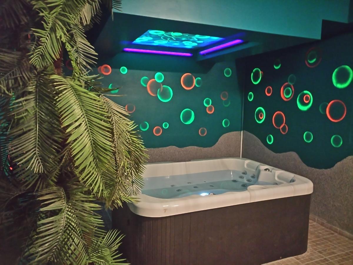 Vaivorykste Hotel Siauliai  Bagian luar foto