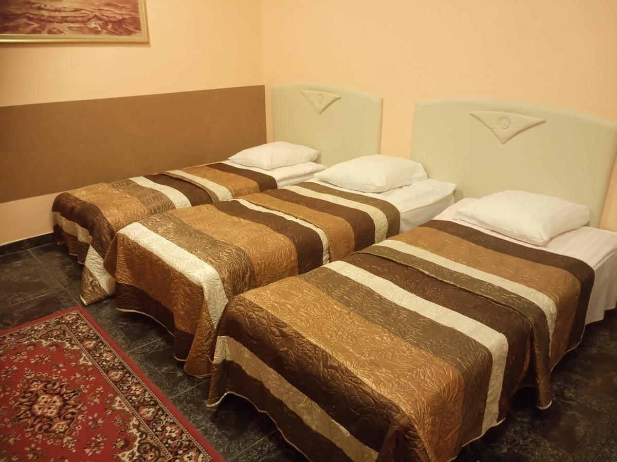Vaivorykste Hotel Siauliai  Bagian luar foto